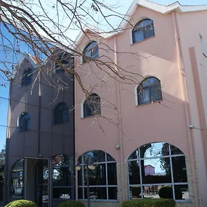 Hasmegaj Hotel Mahall' e Kryethuit
