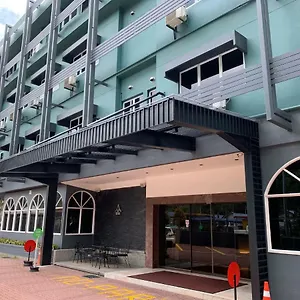 Waterfall Hotel George Town